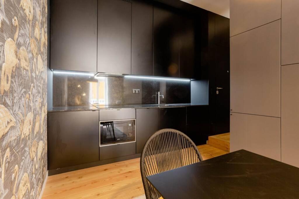 Boutique Rentals-Art & Charm II Apt W/ Terrace ポルト エクステリア 写真